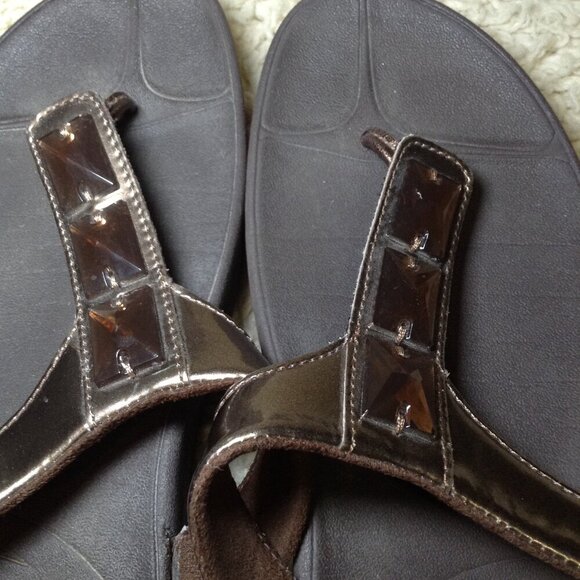 FitFlops Brown Rhinestones, W11, Chic, Vacation Mode, Comfort and Style, Classic - Picture 2 of 6